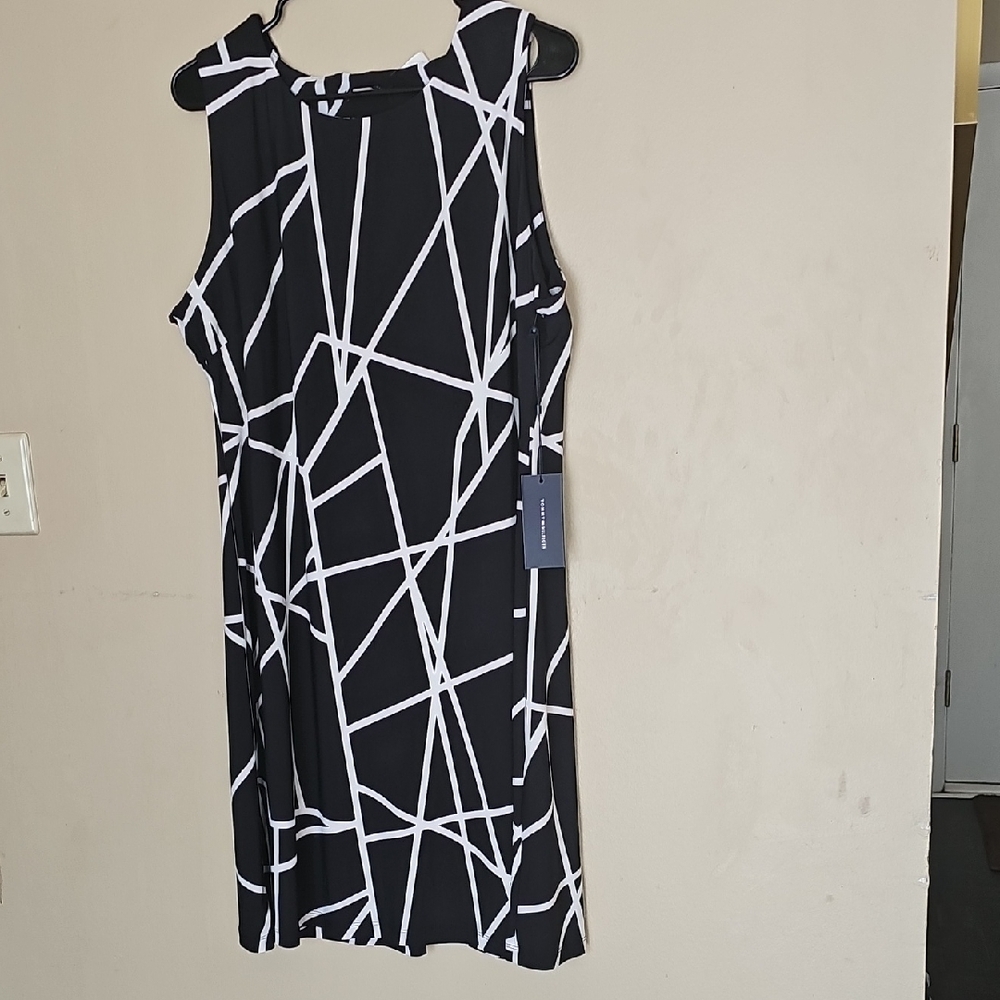 Tommy Hilfiger Black and White Geometric Midi Dress